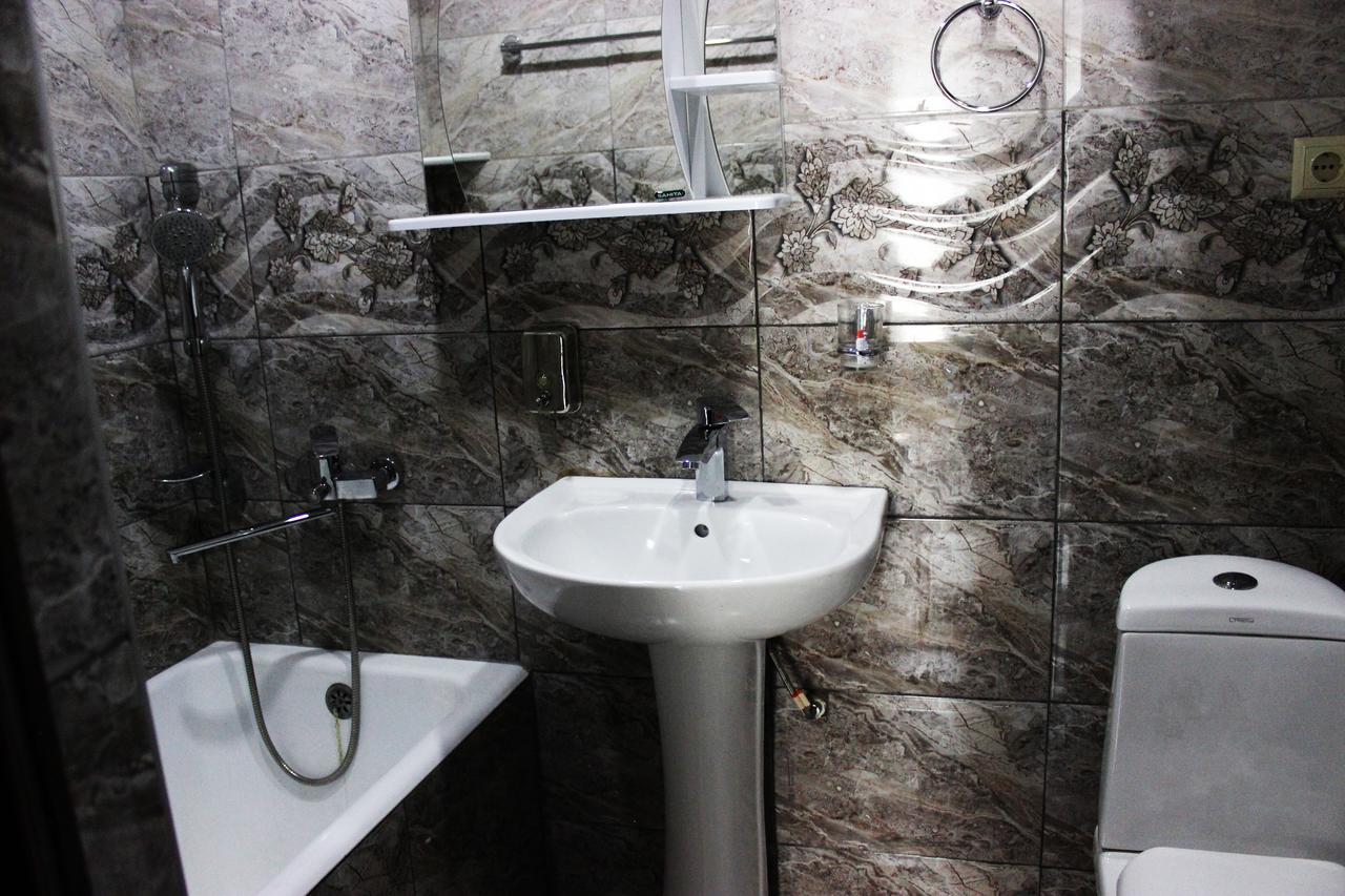 Golden Way Hotell Tbilisi Eksteriør bilde